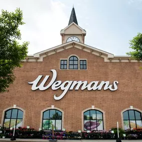 Less than 10 minutes to shopping at Wegmans