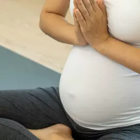 Mamagold - dein Pilates Studio für Pilates in der Schwangerschaft, Yoga in der Schwangerschaft, Postnatal Pilates, Pilates für Mamas, Klassische Pilateskurse, sowie Personal Training in Stuttgart. 

Isabel und Vanessa, Gründerinnen von Mamagold, sind zertifizierte Pilates-Trainerinnen, Hebammen sowie Pränatal- und Postnatal-Trainerinnen. Mit ihrem ganzheitlichen Ansatz möchten sie dem Körper während der Schwangerschaft und nach der Geburt wieder mehr Aufmerksamkeit schenken.