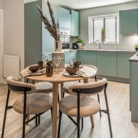 Brook Gardens - Kitchen and Dining Area