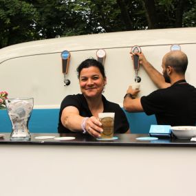 Bild von Rolling Taps - Mobile Bar & Vintage Caterings