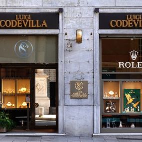 Vetrina della Gioielleria di Luigi Codevilla 1830 - Rivenditore Rolex Autorizzato