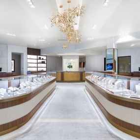 Lee Michaels Fine Jewelry store in Metairie, Louisiana