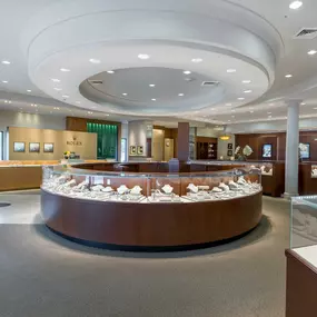 Lee Michaels Fine Jewelry store in Lafayette, Louisiana