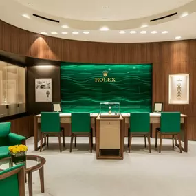 Interni Store Gioielleria Benetti rivenditore autorizzato Rolex - Piazza delle Erbe a Verona