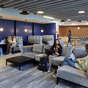 Common Area lounge in Summit Hall.