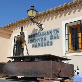 Restaurantefuentesdelmarques-portada.jpg