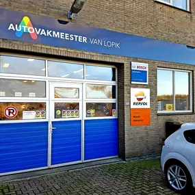 Autovakmeester Van Lopik