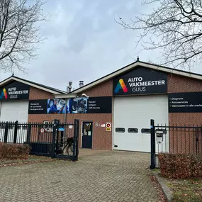 Autovakmeester Guus, universeel autobedrijf in Schijndel