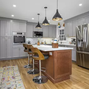 Overview of the remodeled kitchen