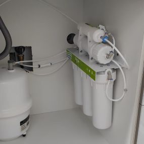 Instalacion-de-equipos-de-osmosis-inversa.Asr.mantenimiento.1.jpg