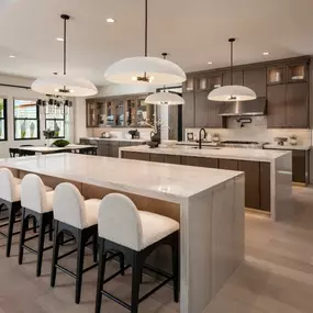 Stunning kitchen with upgraded cabinets and two spacious islands