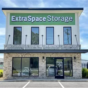 Alternate Beauty Image - Extra Space Storage at 200 Leamington Blvd, Byron, GA 31008