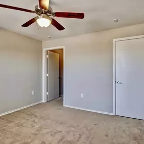Unfurnished bedroom