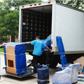 Looking for dependable movers in Phoenix? Choose Axis Moving for a seamless and stress-free moving experience. Our dedicated team is here to ensure your move goes smoothly from start to finish!