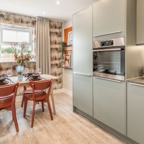 Homestead Park - Kitchen and Dining Area