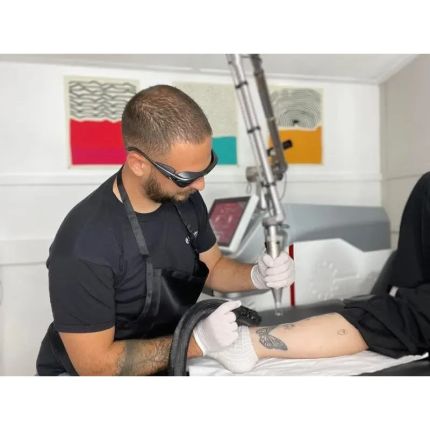 Λογότυπο από Lunar Light Laser Clinic