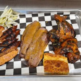 Bild von Boo and Henry's Memphis Pit BBQ Restaurant