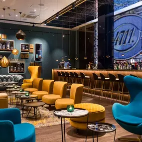 Hotel Motel One Köln-Altstadt- Lounge