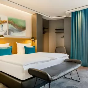 Hotel Motel One Köln-Altstadt- Room