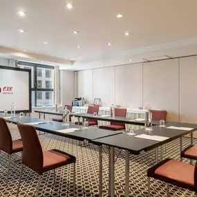 Hotel Exe Plaza