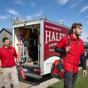 Bild von Haley Comfort - Heating, Air Conditioning & Fireplaces - 24/7 Service