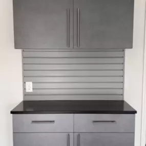 Your garage should be more than just a storage space! ????✨ With smart organization and functional design, it can be a workshop, gym, or even a hobby space. What’s your vision?