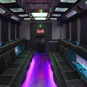Bild von Blue Ribbon Limo and Party Bus