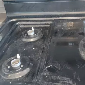 stove cleaning-Mercedes Cleaning Service