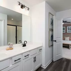 Model Home Primary Suite at Alder Park