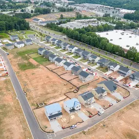 Overview of Alder Park's proximity to restaurants and retail including Publix and Target.