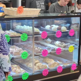 The Hole in One in Yarmouth, Massachusetts, offers hand-cut donuts, homemade muffins, cupcakes, biscuits, bread, bagels, cookies and more.