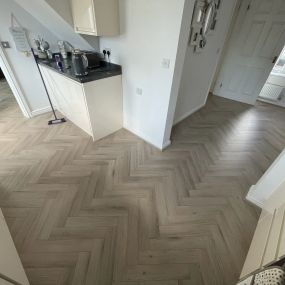 Bild von Cutting Edge Flooring SW