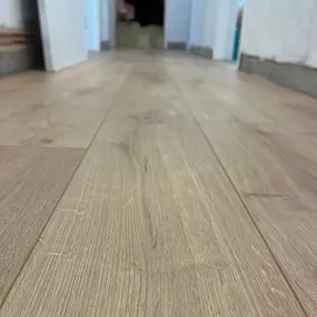 Bild von Cutting Edge Flooring SW