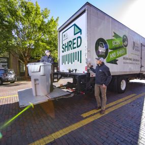 SRS mobile shredding services