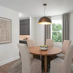 Bild von Ellington Place by Ashton Woods