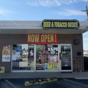 Bild von CoinFlip Bitcoin ATM - Beer and Tobacco Outate (Wichita)