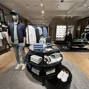 Bild von BOSS Store - Ross Park