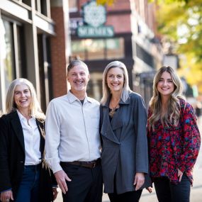 Bild von Tim & Lori Hart, REALTORS | Hart Real Estate