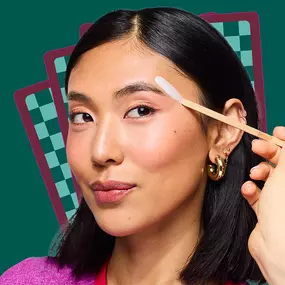 We saved you a seat! Gift your brows a little love this season with a lamination, tint, wax, or any of our other signature services. ???????? Whether you're prepping for holiday photos or just treating yourself, our Brow Experts are here to help you glow.