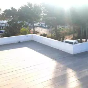 nuevo-suelo-embaldosado-terraza-superior-exterior-ibiza.jpg