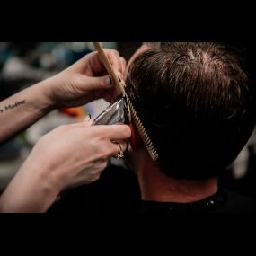 Farragut, TN Top Barber & Hair Salon For Men, Women, & Transgender Salon Services