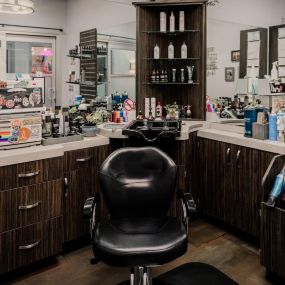 Top Barber & Salon For Short and Medium Haircuts in Knoxville TN