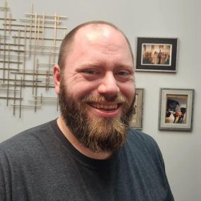 Barber in West Knoxville, TN For Beard Shaping and Beard Trimming