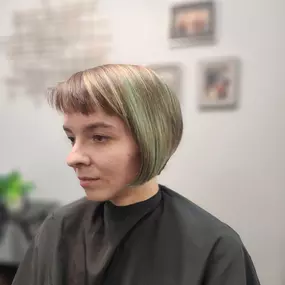 Trendy Bob Short Haircut Salon in Knoxville, TN