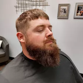 Men's Beard Shaping Barber in Knoxville, TN