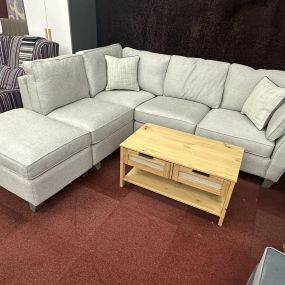 Bild von Burton Beds & Sofas