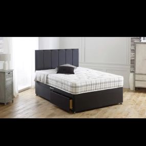 Bild von Burton Beds & Sofas