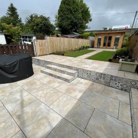 Bild von R8 Groundworks And Landscaping Ltd