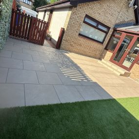 Bild von R8 Groundworks And Landscaping Ltd