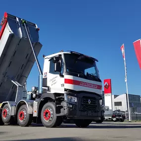 Bild von Trucks Vans Solutions SA